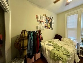 719 Parker St, Unit 2 in Boston, MA - Foto de edificio - Building Photo