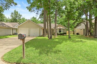 5414 Village Springs Dr in Houston, TX - Building Photo - Building Photo