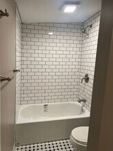 502 Wirtz Way in Cincinnati, OH - Building Photo - Building Photo