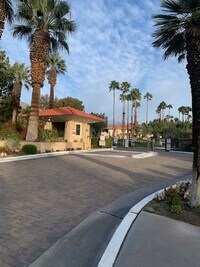 2809 Los Felices Cir E