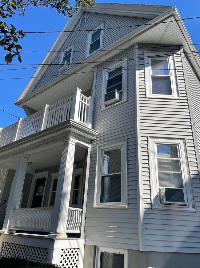 105 Bromfield Rd, Unit 2
