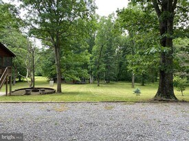 1909 Back Mountain Rd in Winchester, VA - Building Photo