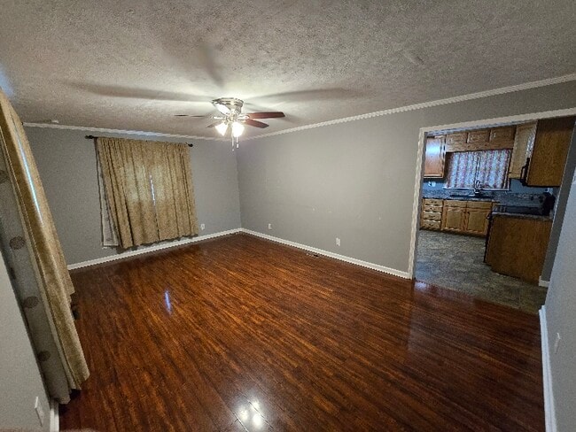 5125 Cardinal Dr NW in Depauw, IN - Foto de edificio - Building Photo