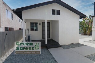 3849 Menlo Ave in San Diego, CA - Building Photo