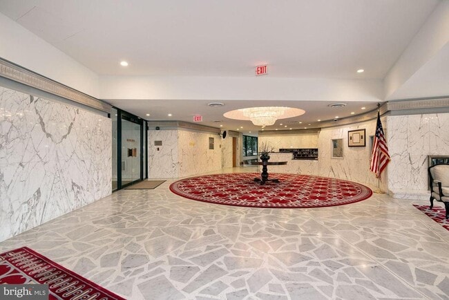 property at 1101 S Arlington Ridge Rd