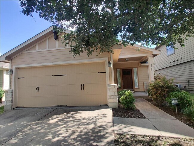 property at 1505 Huckleberry Ln