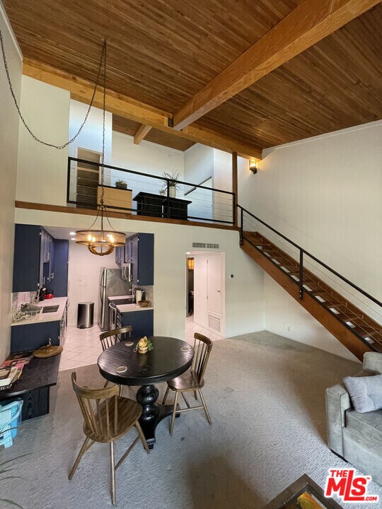 5460 White Oak Ave in Los Angeles, CA - Building Photo