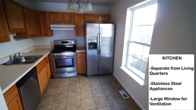 41 Lexington Way in Middletown, NY - Foto de edificio - Building Photo