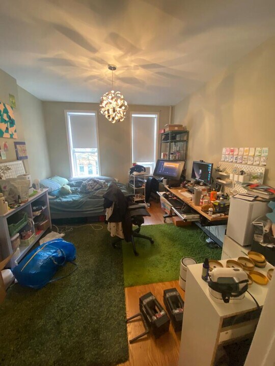 155 Bleecker St in New York, NY - Building Photo