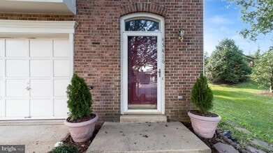 45416 Baggett Terrace in Sterling, VA - Foto de edificio - Building Photo