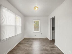 710 Van Giesen in Richland, WA - Building Photo - Building Photo