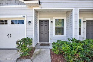 756 Talking Tree Dr in Jacksonville, FL - Building Photo