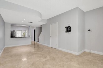 3392 Cabaret Ln in Margate, FL - Building Photo - Building Photo