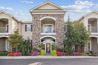 Residences at Central Park in Gahanna, OH - Building Photo - Building Photo