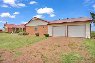 20959 E County Rd 160 in Altus, OK - Building Photo - Building Photo