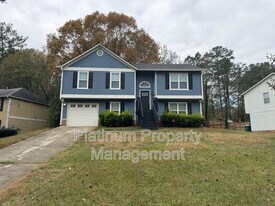 2684 Knollberry Ln in Decatur, GA - Foto de edificio - Building Photo