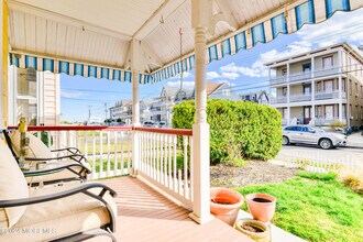 19 Webb Ave in Ocean Grove, NJ - Building Photo - Building Photo