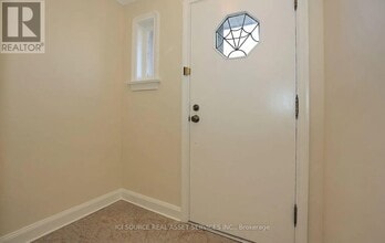 34 Gwendolen Crescent in Toronto, ON - Building Photo - Building Photo