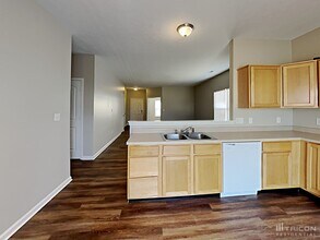 10738 Tedder Lake Dr in Indianapolis, IN - Building Photo - Building Photo