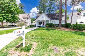 2373 Ewing Dr NE in Atlanta, GA - Building Photo - Building Photo