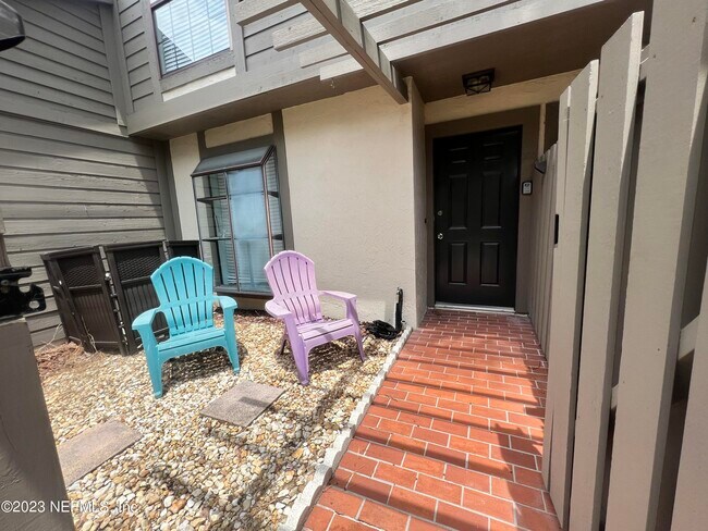 108 Cranes Lake Dr in Palm Valley, FL - Building Photo - Building Photo