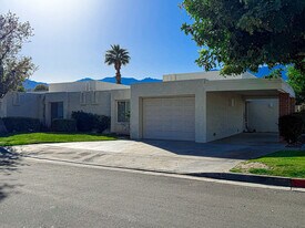 1603 Augusta Plz, Unit 1603 in Palm Springs, CA - Building Photo