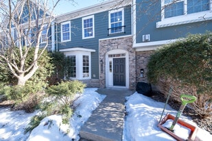 15316 Founders Ln in Apple Valley, MN - Building Photo