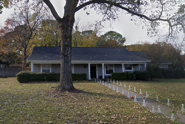 709 Cimarron Trail in Southlake, TX - Building Photo - Building Photo