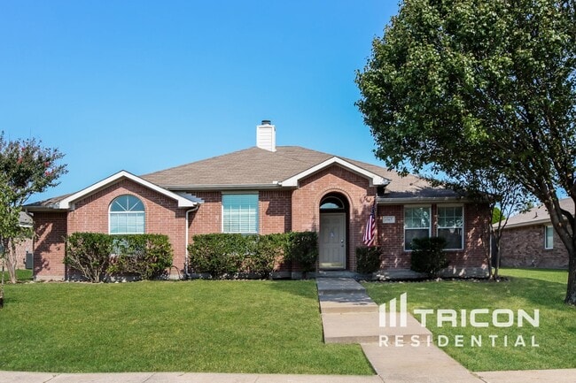 property at 1567 Nottingham Dr