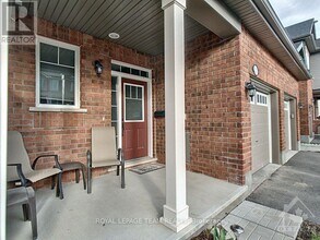 608 Bluegill Ave in Ottawa, ON - Building Photo - Building Photo