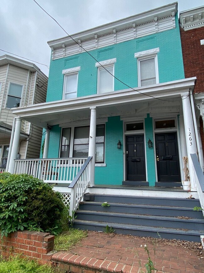 property at 1263 W Cary St