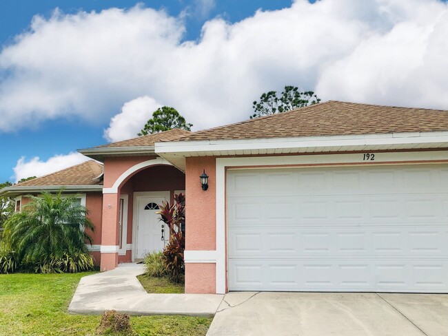 192 Argonne Ave S in Lehigh Acres, FL - Building Photo - Building Photo