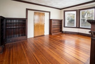 130 Underwood St in Fall River, MA - Building Photo - Building Photo