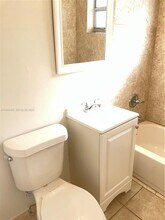 4651 NW 16th Ave in Miami, FL - Building Photo - Building Photo