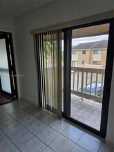 15401 SW 80th St in Miami, FL - Building Photo - Building Photo