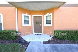 4006 Mountain Chestnut Way in Lakeland, FL - Building Photo - Building Photo