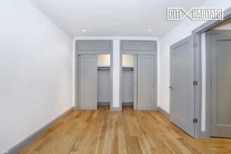 421 W 21st St-Unit -5R in New York, NY - Building Photo - Building Photo