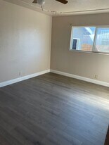 2404 Strivens Ave in Modesto, CA - Building Photo