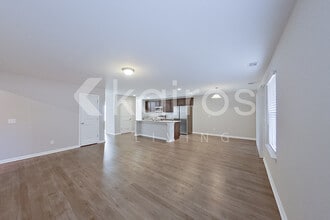 102 Ebenezer Blf Wy in Springfield, GA - Foto de edificio - Building Photo