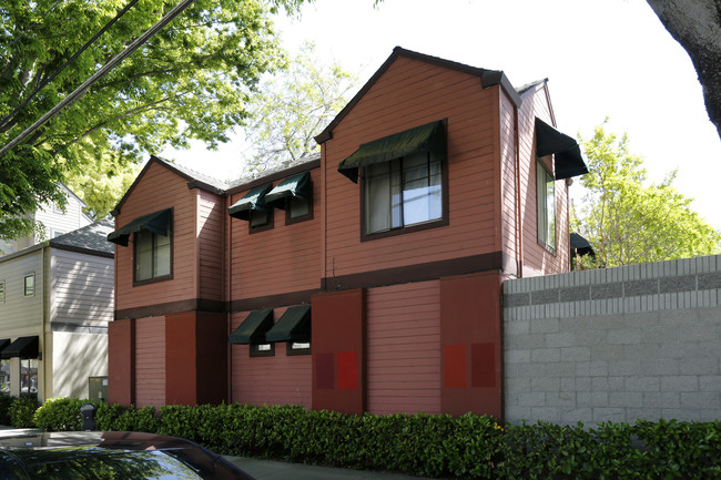 1401-1415 Carriage Path Way in Sacramento, CA - Foto de edificio - Building Photo