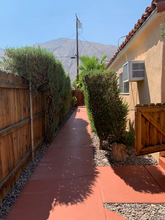 585 Calle Abronia S-Unit -B in Palm Springs, CA - Building Photo - Building Photo