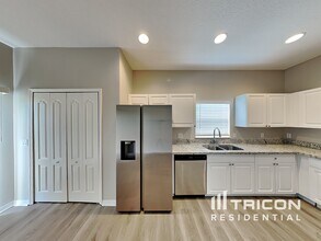 4312 Hidden Meadow Dr in Kissimmee, FL - Building Photo - Building Photo