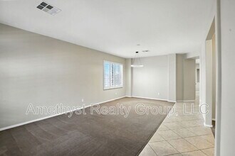2313 W Bonanza Ln in Phoenix, AZ - Building Photo - Building Photo