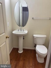 43725 Banshee Heights Terrace in Ashburn, VA - Building Photo - Building Photo