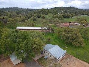 16870 Yosemite Rd in Sonora, CA - Building Photo - Building Photo