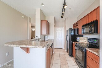 9820 N Central Ave in Phoenix, AZ - Building Photo - Building Photo