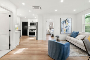 5 Franklin St, Unit 3 in Boston, MA - Building Photo