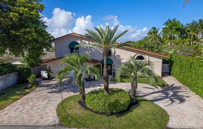 2519 Barcelona Dr in Fort Lauderdale, FL - Foto de edificio - Building Photo