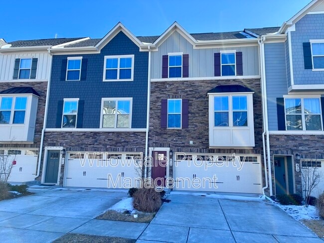 property at 812 Channing Park Cir