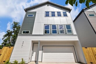 6341 W Montgomery Rd in Houston, TX - Building Photo - Building Photo